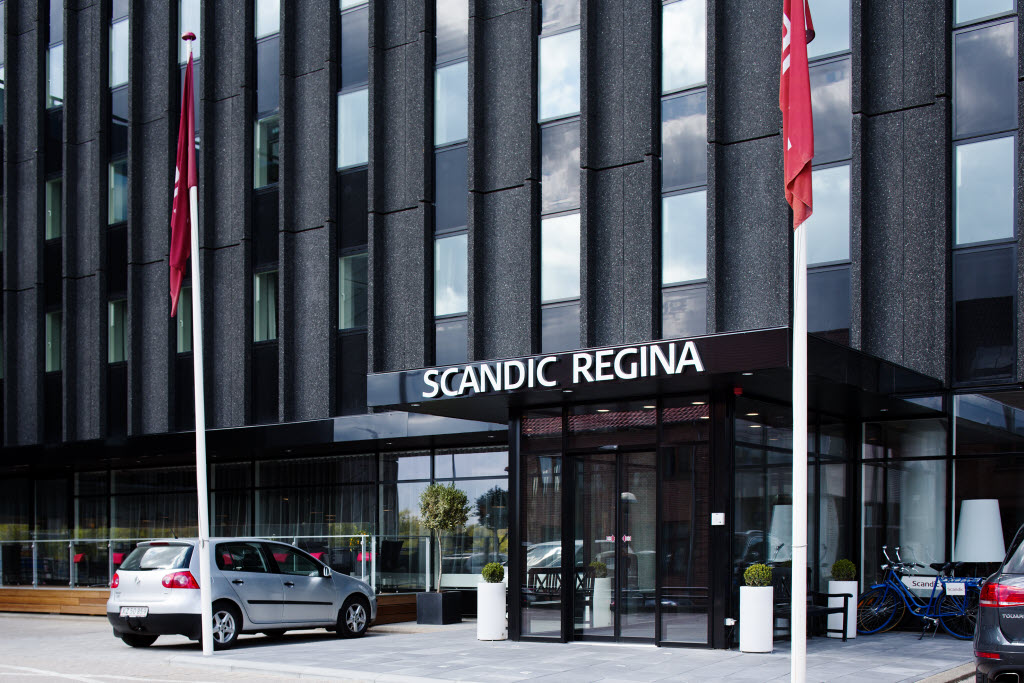 Urheberrecht: Mads Armgaard/ Graae/ Armgaard & Bangsbo Photography Scandic Regina, exterior, entrance